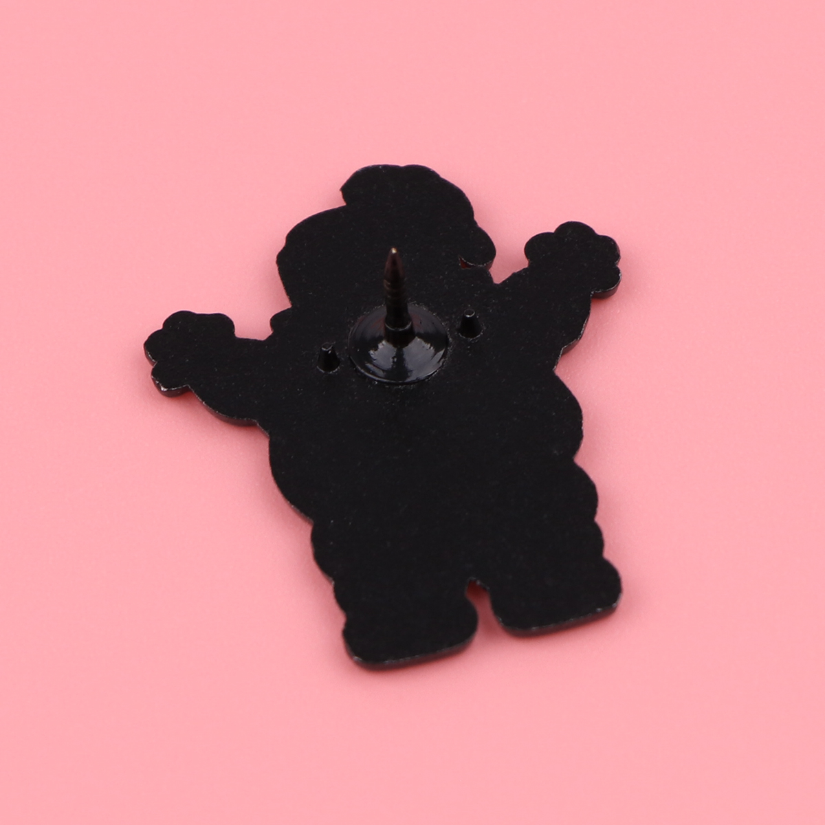 Vintage Movie Enamel Lapel Pin - مراجعة Embroidery Illustration وسعره