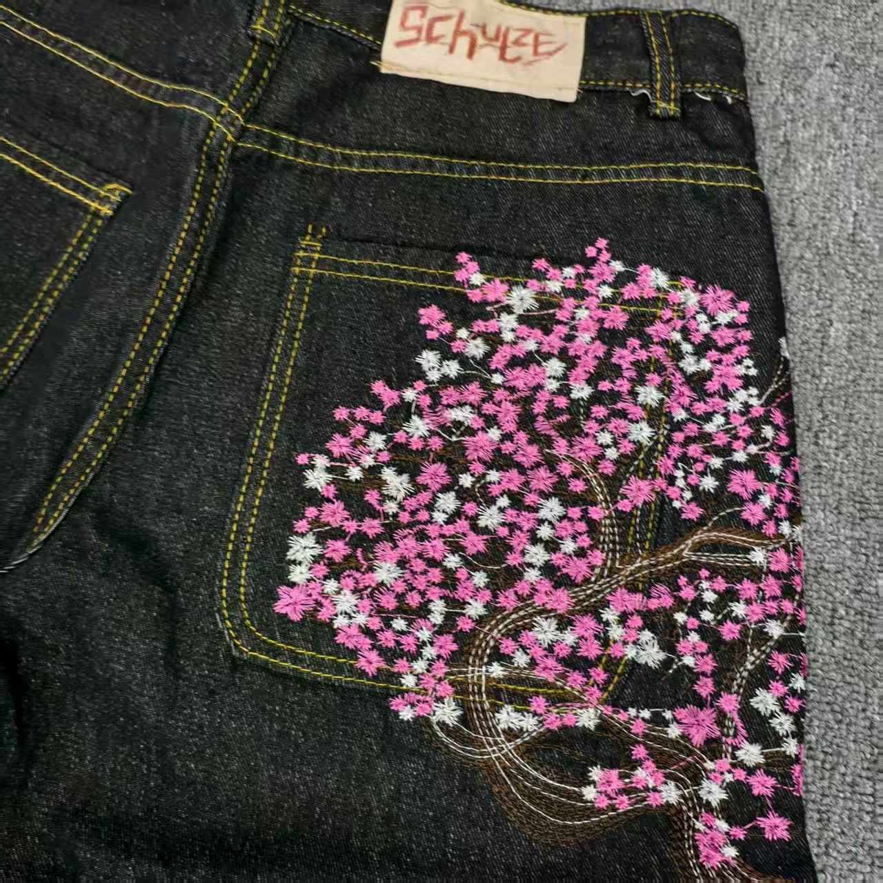 Sakura Pocket Embroidery Fashi - مراجعة Embroidery Jeans Sakura وسعره