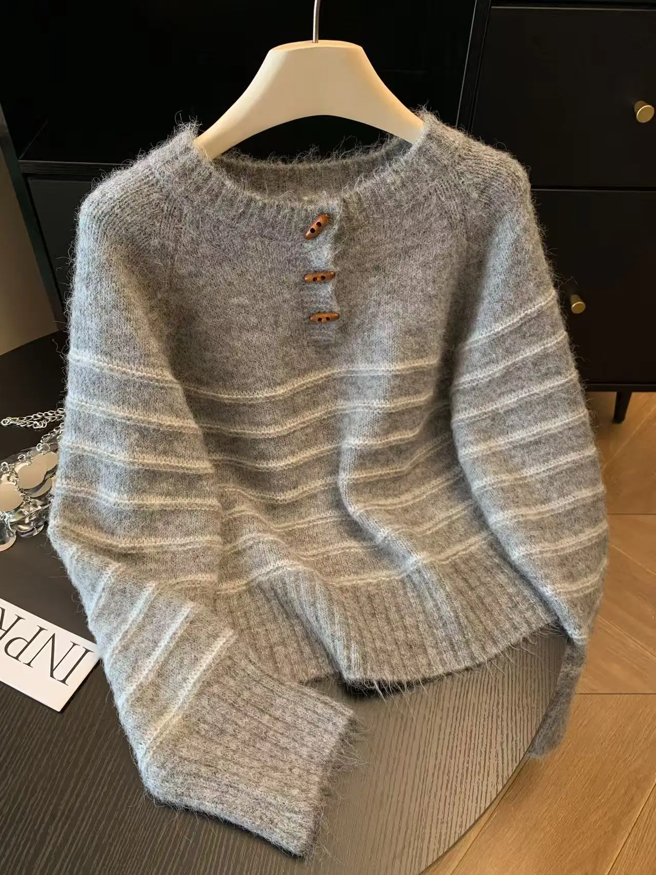 Autumn Winter Women's Striped  - مراجعة Embroidery Fashion وسعره