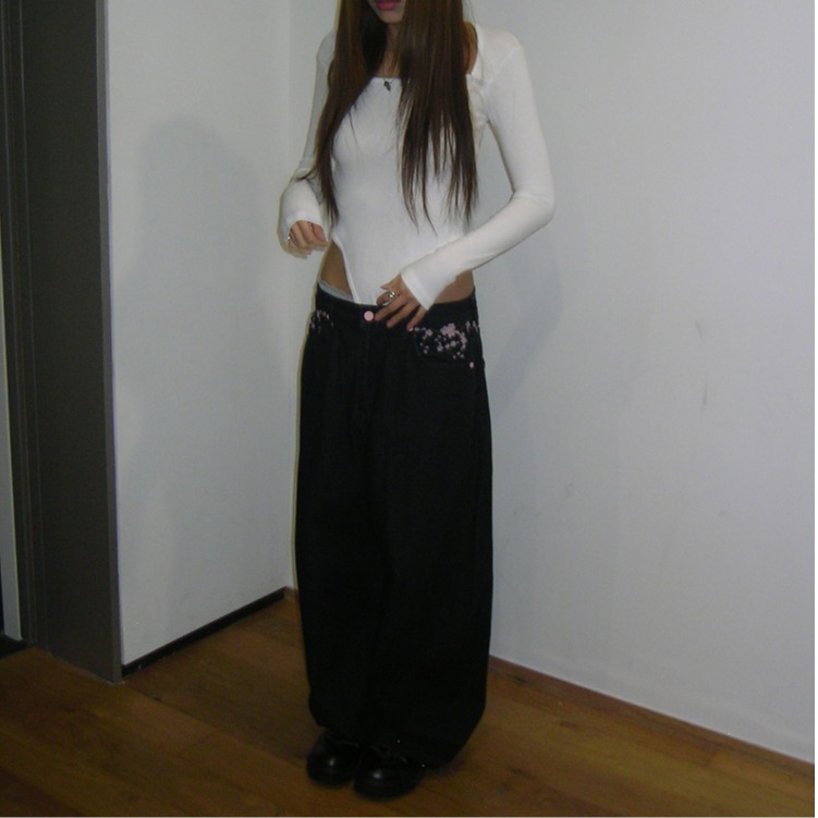 Sakura Embroidery High Waist W - مراجعة Embroidery Jeans Sakura وسعره