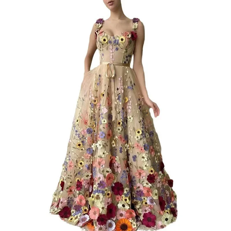 Women's Three-dimensional Flow - مراجعة Embroidery Zara وسعره