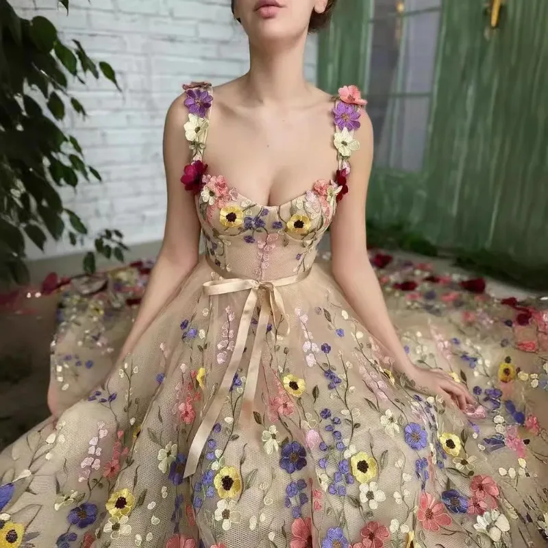 Women's Three-dimensional Flow - مراجعة Embroidery Zara وسعره