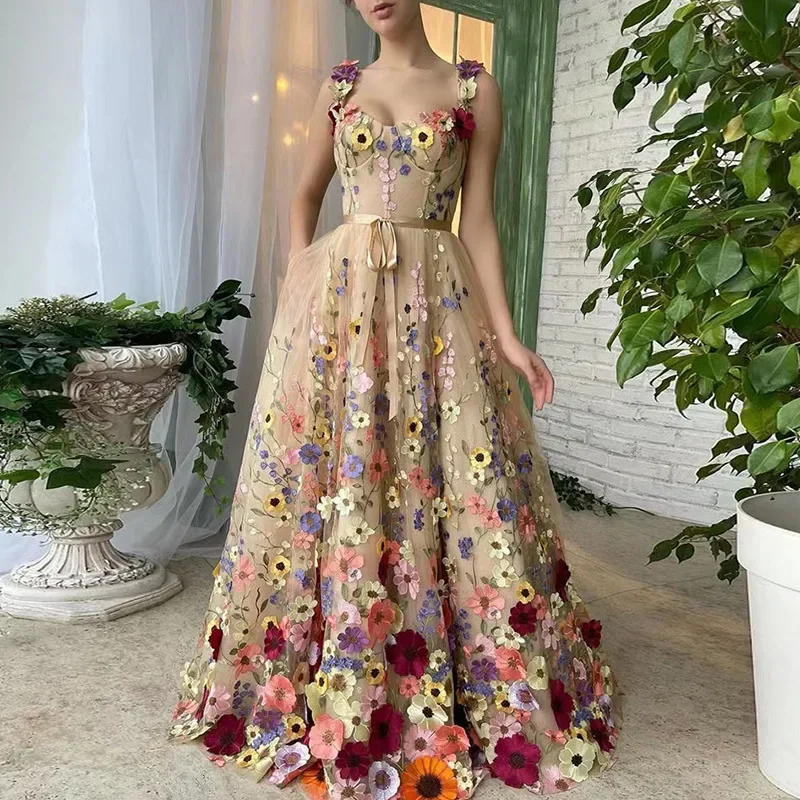 Women's Three-dimensional Flow - مراجعة Embroidery Zara وسعره