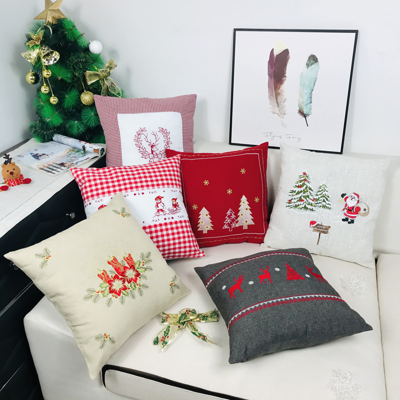 Christmas Embroidery Cushion C - مراجعة Embroidery Xmas Decorations وسعره