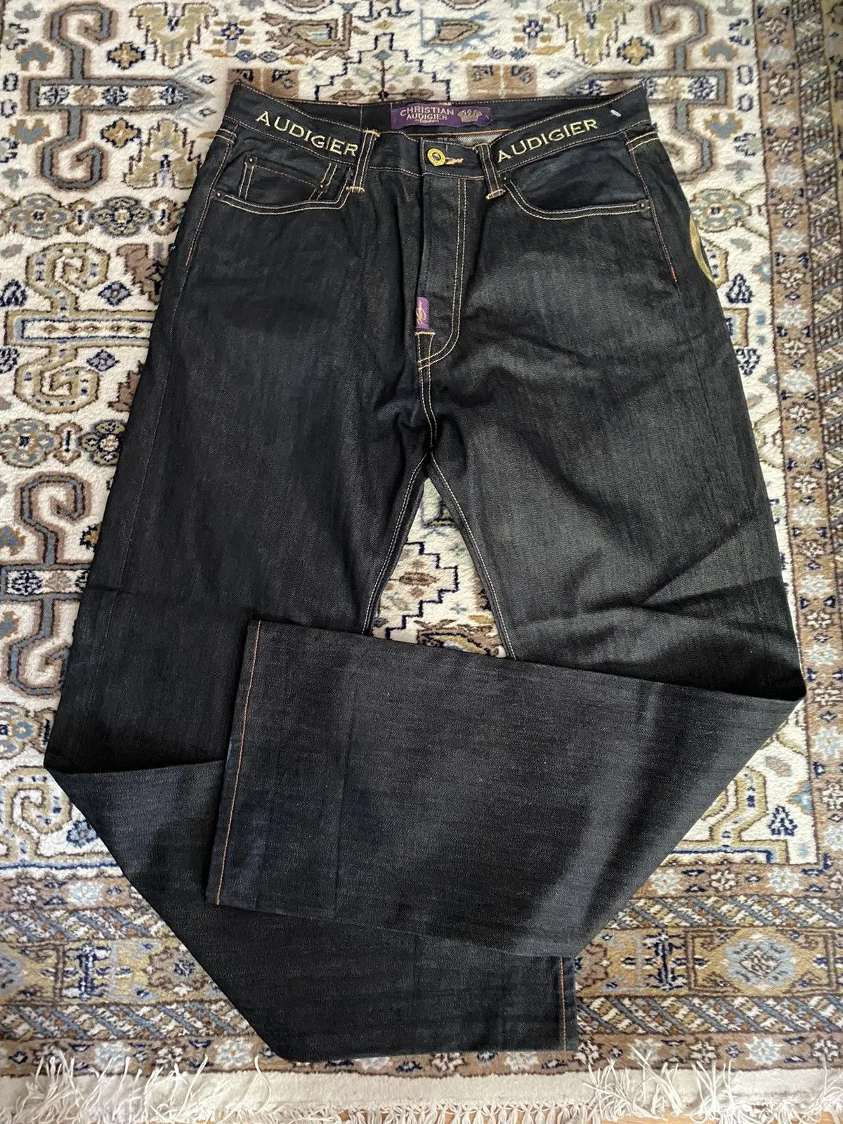 Vintage 90s Gothic Y2k liberty - مراجعة Embroidery Jeans Sakura وسعره