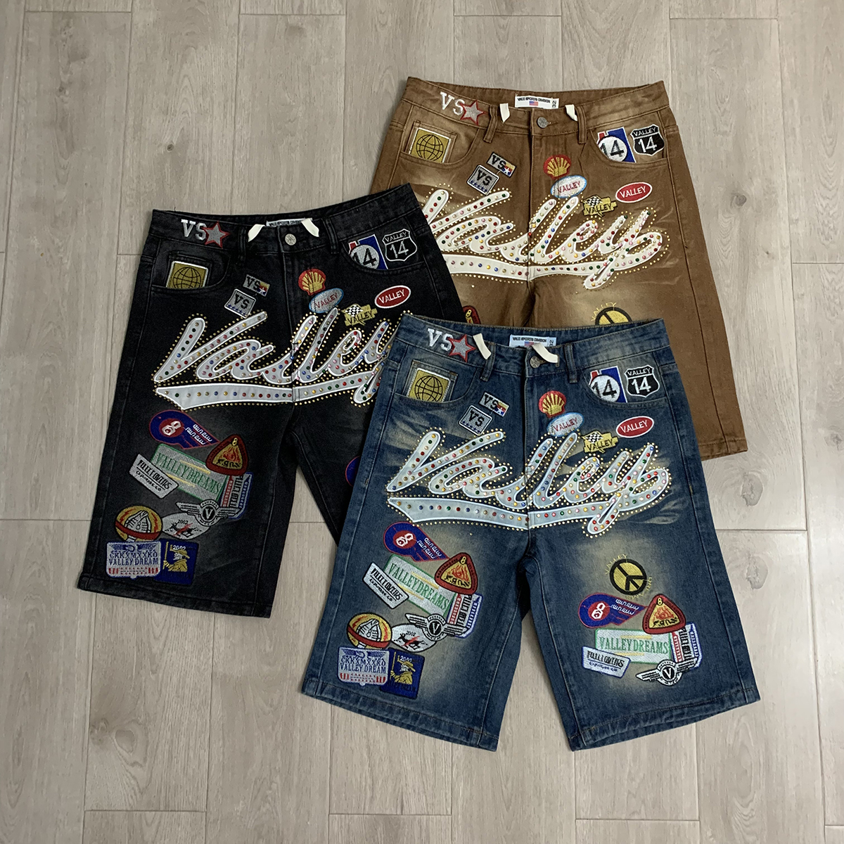 Shinning Diamond Letter Embroi - مراجعة Embroidery Jeans Sakura وسعره