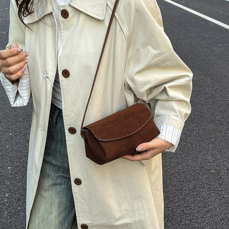 New Winter Crossbody Bag Women - مراجعة Embroidery Keychain وسعره