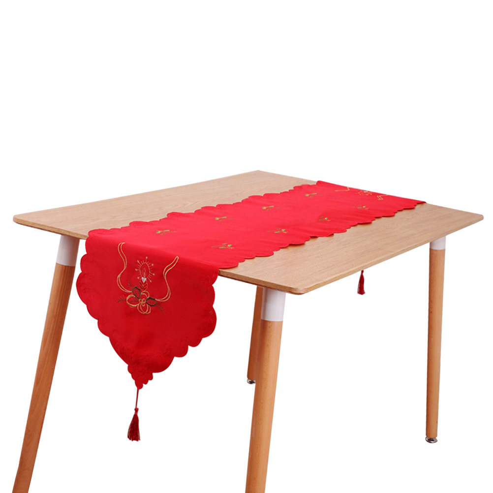 Christmas Embroidery Table Run - مراجعة Embroidery Xmas Decorations وسعره