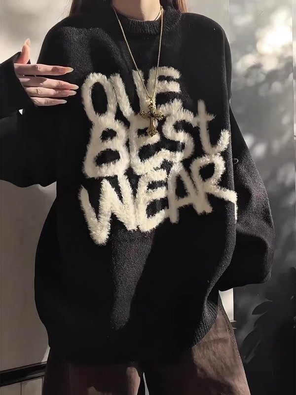 Bla American Retro Faux Fur Kn - مراجعة Embroidery Letter N وسعره