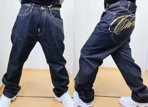 Vintage Statue of Liberty Diam - مراجعة Embroidery Jeans Sakura وسعره