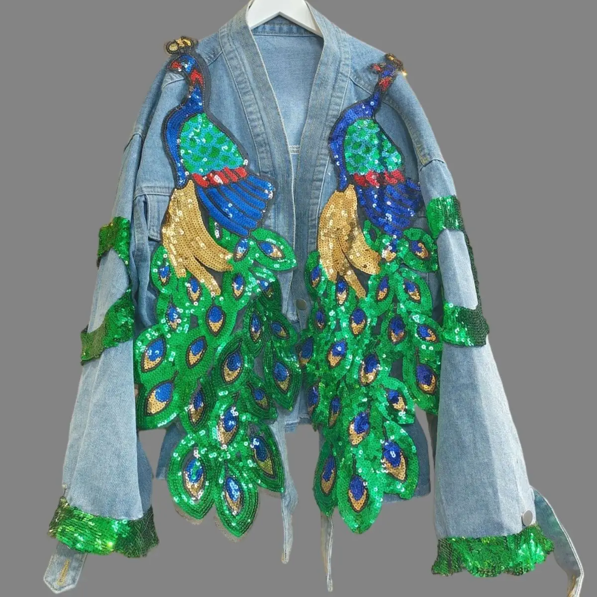 Women V-neck 3D Peacock Sequin - مراجعة Embroidery Jeans Sakura وسعره