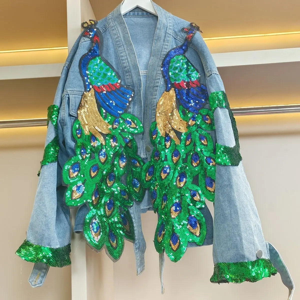 Women V-neck 3D Peacock Sequin - مراجعة Embroidery Jeans Sakura وسعره