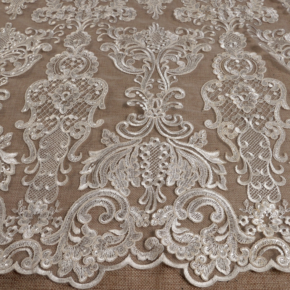 HelluyerDc ivory,black sequins - مراجعة Embroidery Software وسعره