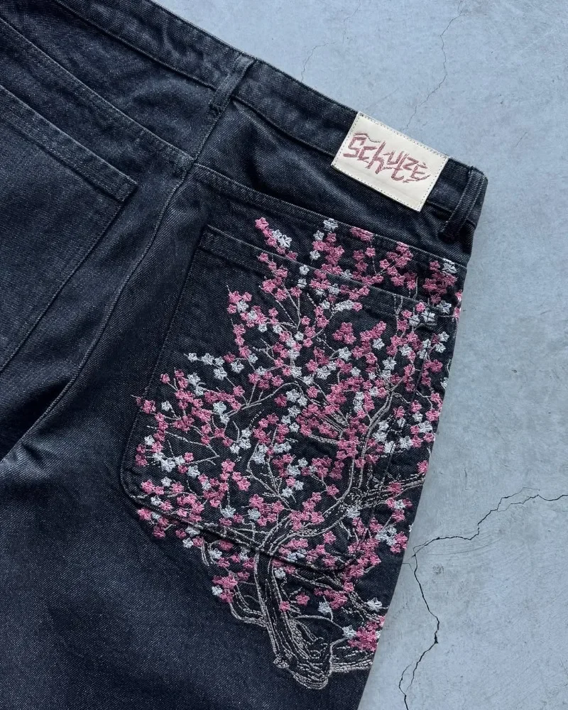Sakura Pocket Embroidery Fashi - مراجعة Embroidery Jeans Sakura وسعره
