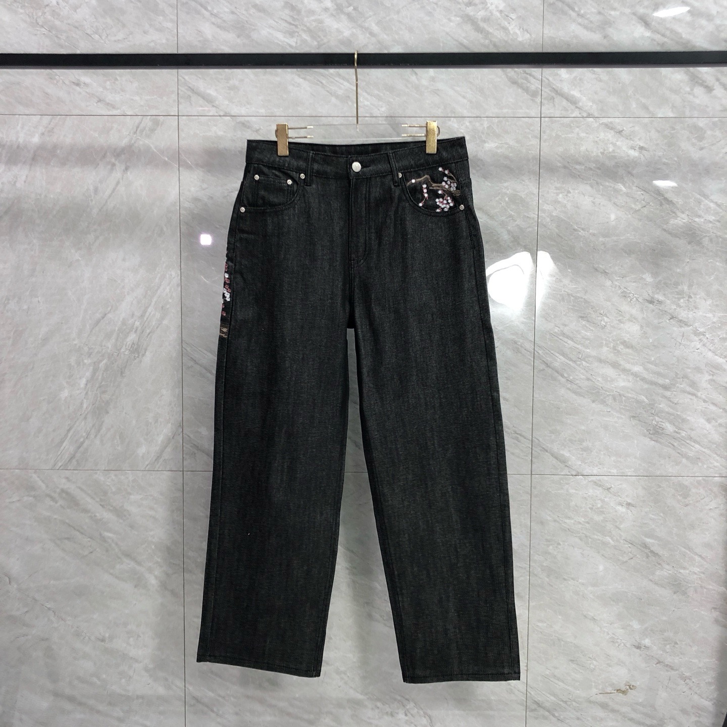 Derschutze Heavy Industry Embr - مراجعة Embroidery Jeans Sakura وسعره