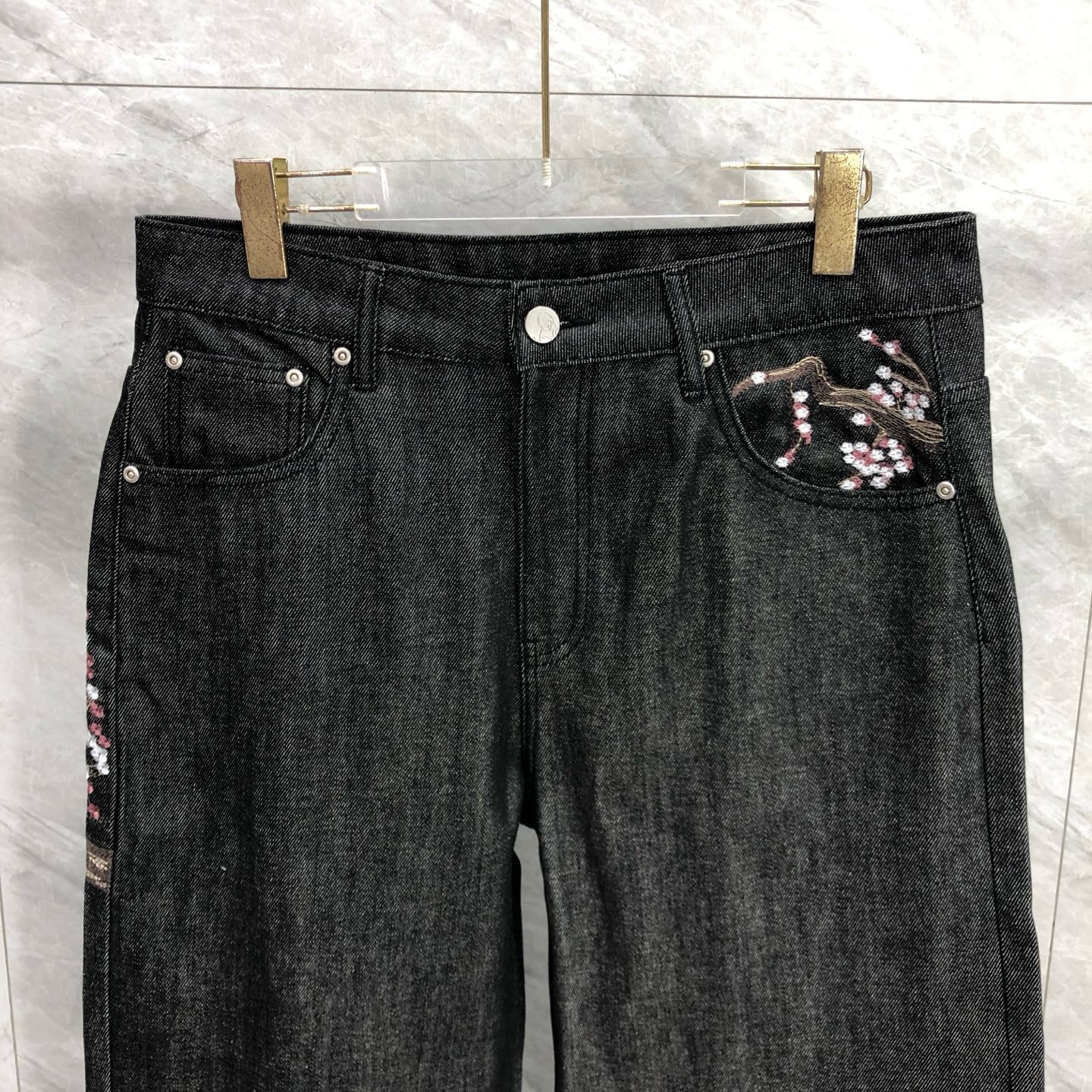 Derschutze Heavy Industry Embr - مراجعة Embroidery Jeans Sakura وسعره