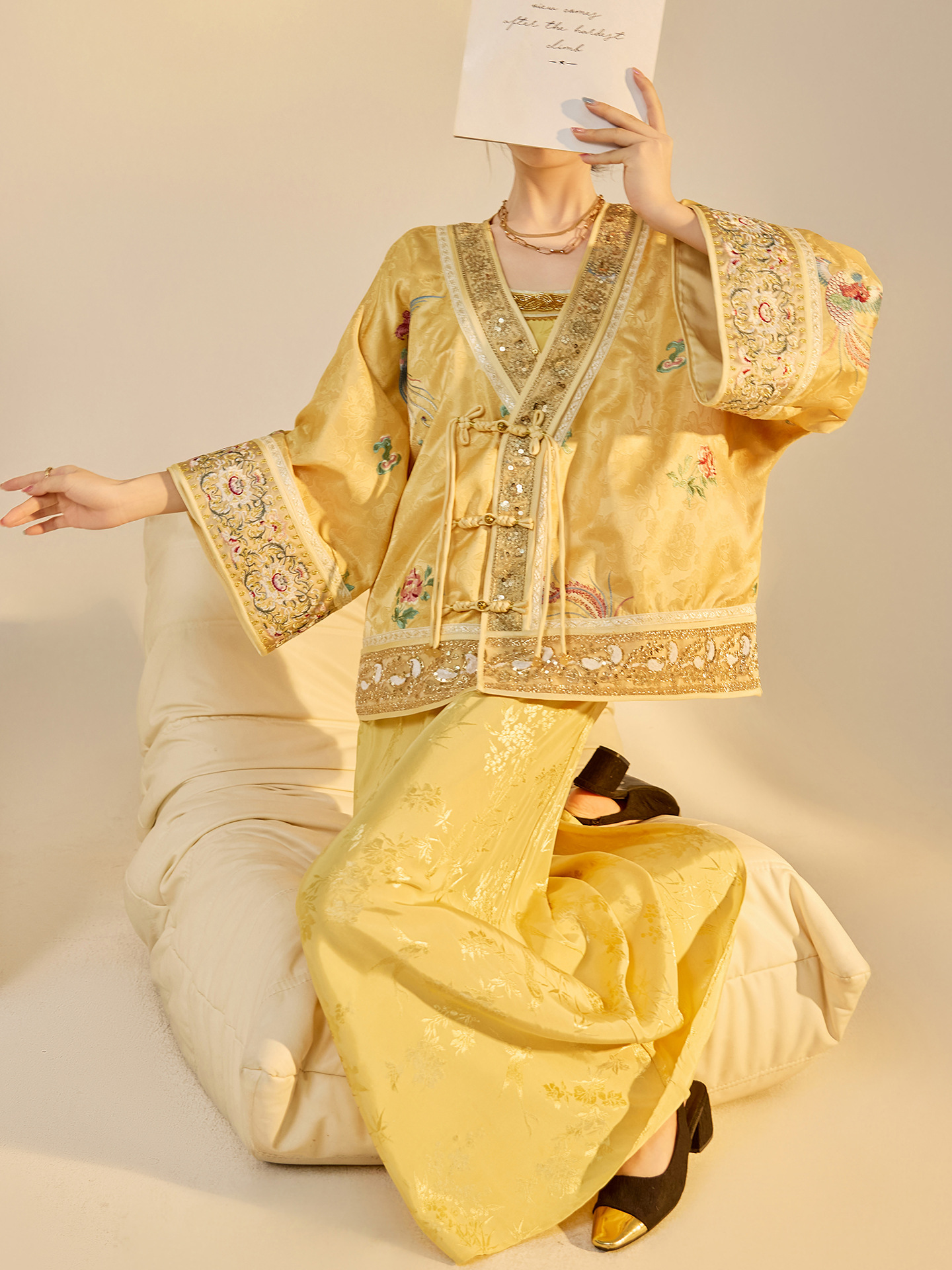 Autumn New Fashion V-neck High - مراجعة Embroidery Fashion وسعره