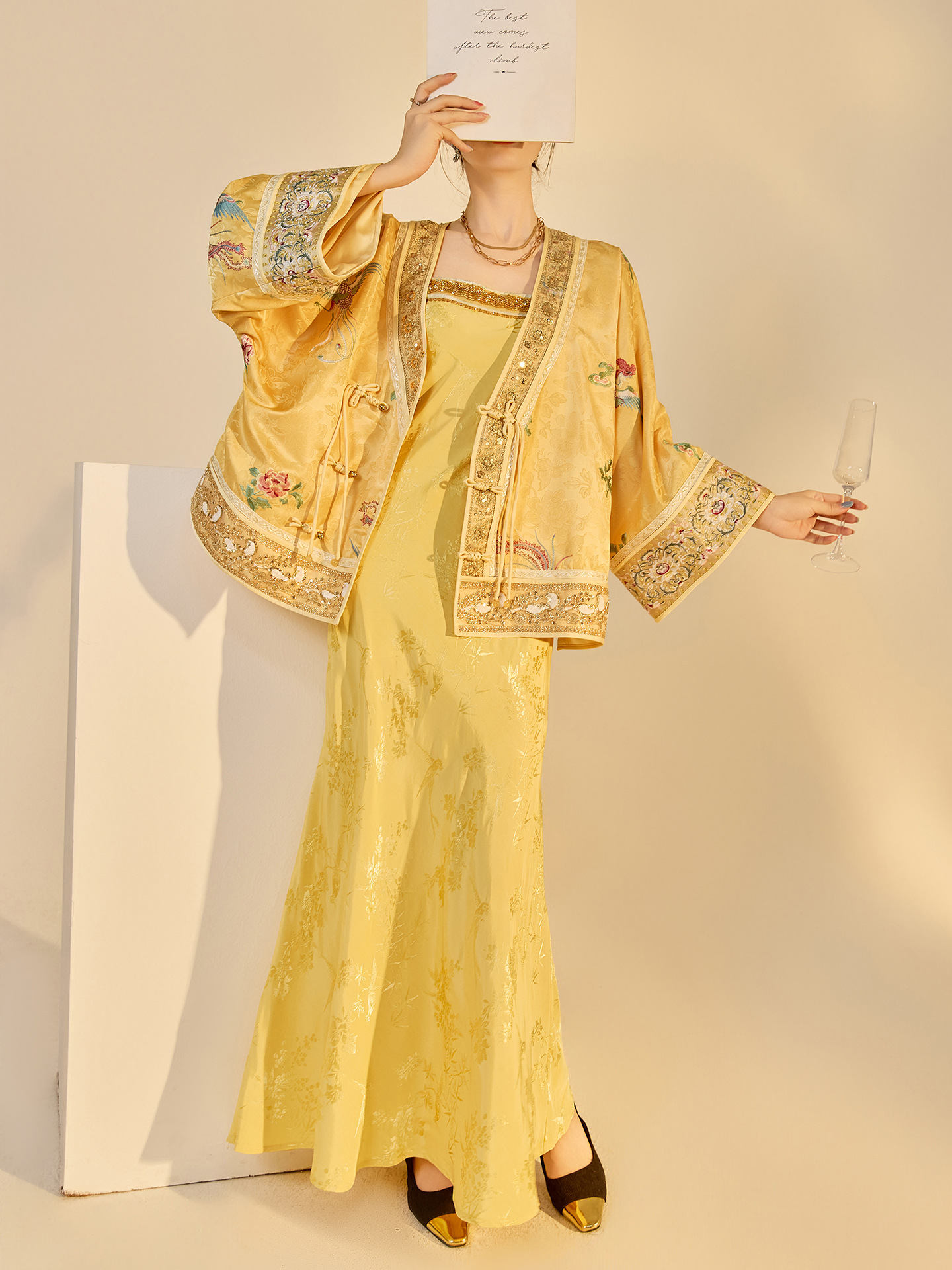 Autumn New Fashion V-neck High - مراجعة Embroidery Fashion وسعره